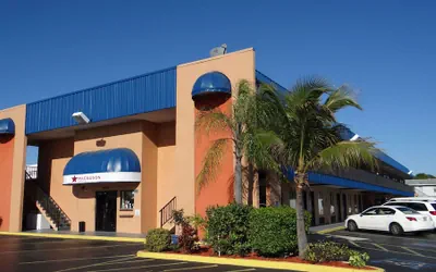 Photo 2 - Magnuson Hotel Bradenton