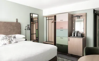 Photo 4 - Hotel Indigo St Louis - Central West End by IHG