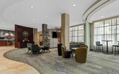 Photo 4 - Courtyard by Marriott Hamilton