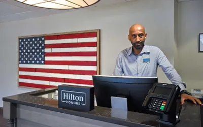 Photo 4 - Hampton Inn & Suites Alexandria Old Town Area South