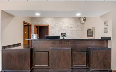 Photo 3 - Best Western Forsyth - Decatur