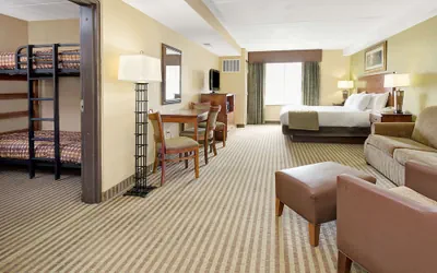 Photo 4 - Days Inn by Wyndham Cheyenne