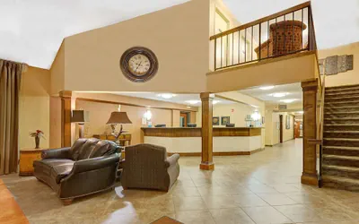 Photo 3 - Days Inn by Wyndham Cheyenne