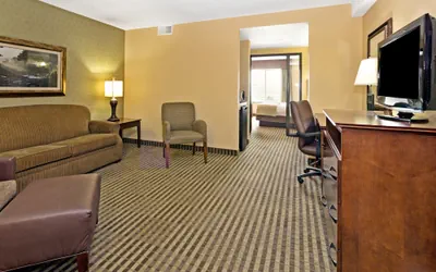 Photo 2 - Days Inn by Wyndham Cheyenne