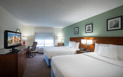 Photo 5 - Days Inn by Wyndham Greenville