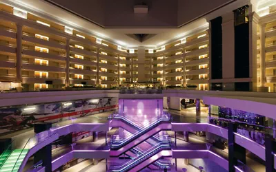 Photo 3 - Embassy Suites by Hilton Washington DC Chevy Chase Pavilion