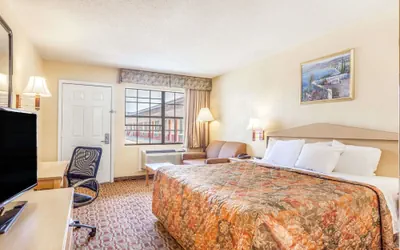 Photo 4 - Days Inn by Wyndham Yazoo City