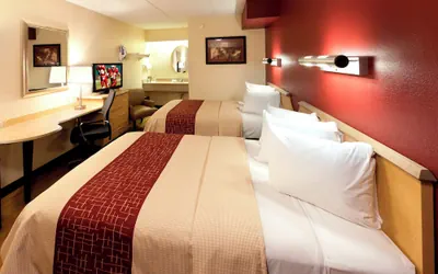 Photo 5 - Red Roof Inn Parkersburg