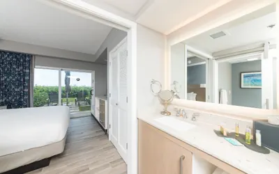Photo 4 - DoubleTree Suites by Hilton Melbourne Beach Oceanfront