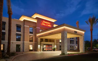 Photo 2 - Hampton Inn & Suites Phoenix/Scottsdale on Shea Boulevard