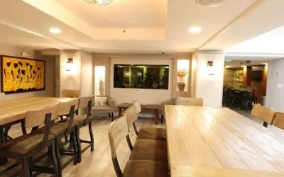Photo 3 - Quality Inn Miami Airport - Doral
