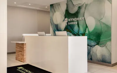 Photo 3 - Wyndham Garden Atlanta Airport