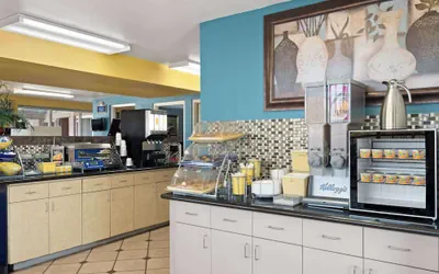 Photo 2 - Days Inn by Wyndham Conway
