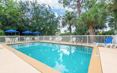 Photo 2 - Sleep Inn Sarasota North