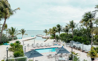 Photo 2 - Bayside Inn Key Largo