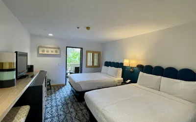 Photo 4 - Catalina Canyon Inn