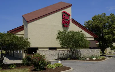 Photo 2 - Red Roof Inn Toledo - Maumee