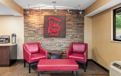 Photo 4 - Red Roof Inn Asheville - Biltmore West
