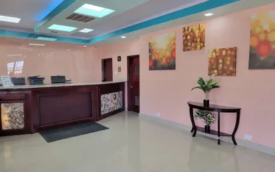 Photo 4 - SureStay Plus Hotel by Best Western Odessa