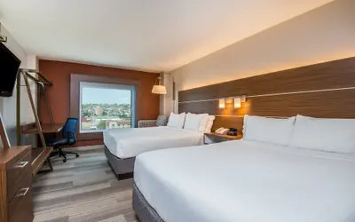 Photo 4 - HI Express El Paso Downtown by IHG