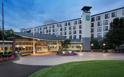 Photo 2 - Embassy Suites by Hilton Boston Marlborough