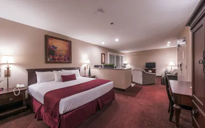Photo 4 - Grand Vista Hotel