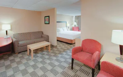 Photo 5 - Ramada by Wyndham Fairfield NJ