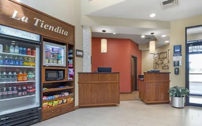 Photo 4 - Best Western McAllen Medical Center