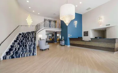 Photo 3 - Comfort Inn Edinburgh - Columbus