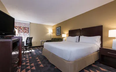 Photo 3 - Holiday Inn Lumberton by IHG