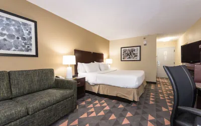 Photo 2 - Holiday Inn Lumberton by IHG