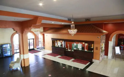 Photo 5 - Ramada by Wyndham Fresno North