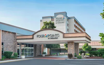 Photo 2 - Four Points by Sheraton Chicago O'Hare Airport