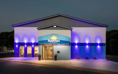 Days Inn by Wyndham La Crosse