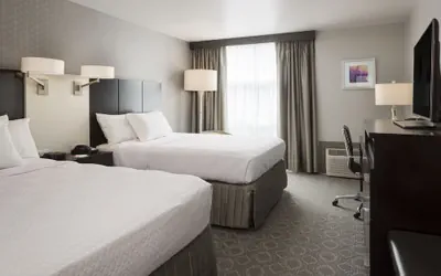 Photo 2 - Crowne Plaza Chicago SW - Burr Ridge by IHG