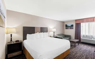 Photo 2 - Best Western Airport Inn