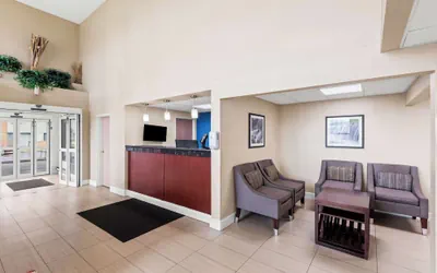 Photo 3 - Best Western Airport Inn