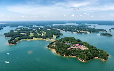 Photo 2 - Lanier Islands Resort