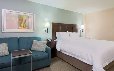 Photo 5 - Hampton Inn White Plains/Tarrytown