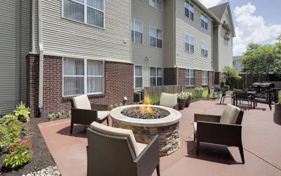 Photo 2 - Residence Inn by Marriott Indianapolis Airport