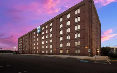 Photo 2 - Best Western Springfield