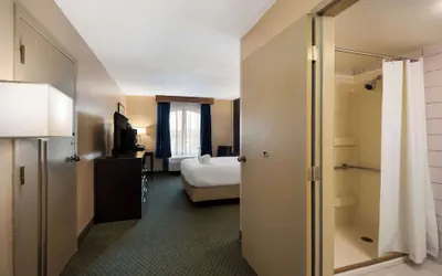 Photo 5 - Best Western Springfield
