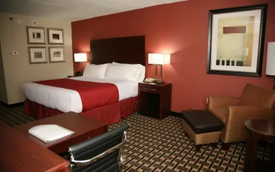 Photo 3 - Holiday Inn New London - Mystic Area by IHG