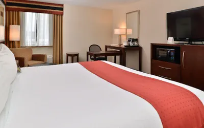 Photo 4 - Holiday Inn New London - Mystic Area by IHG
