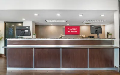 Photo 4 - Red Roof Inn Detroit-Rochester Hills/Auburn Hills