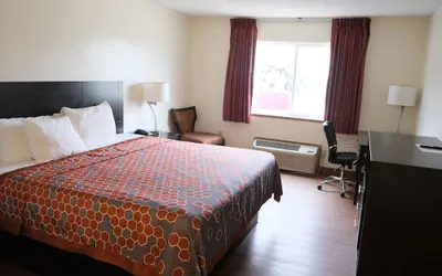 Photo 5 - Fairbridge Inn Express Chesterton