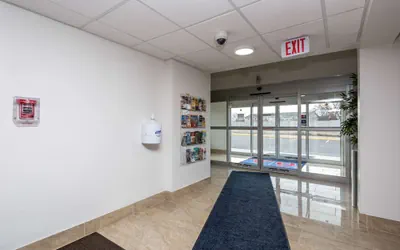 Photo 5 - Motel 6 Peoria, IL