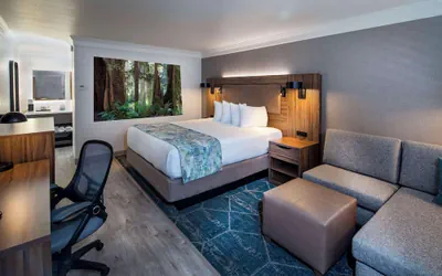Photo 2 - Best Western Plus Humboldt Bay Inn