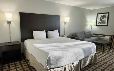 Photo 5 - Baymont by Wyndham Queensbury / Lake George