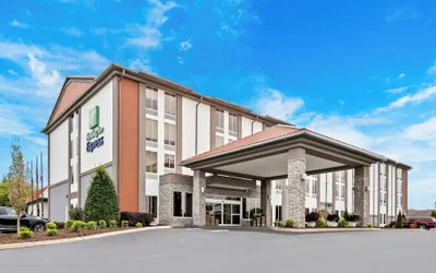 Photo 2 - Holiday Inn Express Nashville-Hendersonville by IHG
